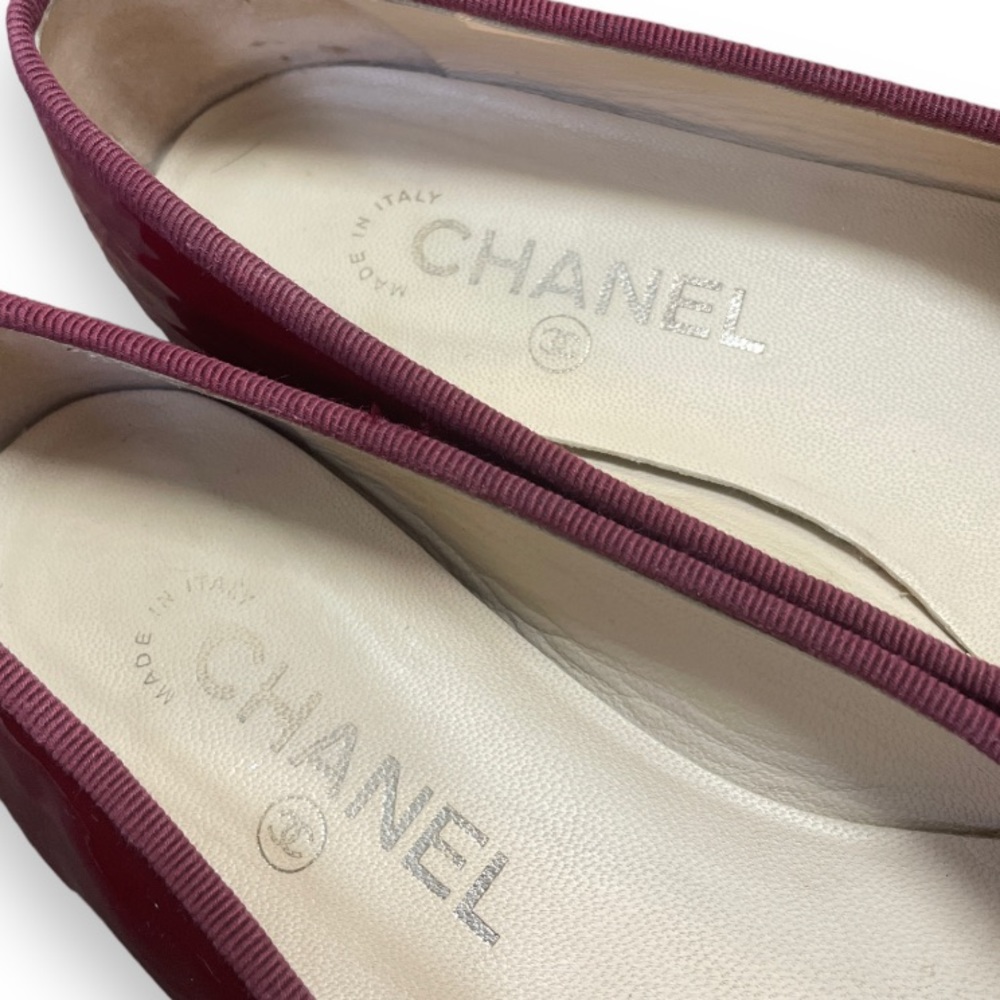 CHANEL Authentic Burgundy Flats with Bow Detail - Picture 4 of 11